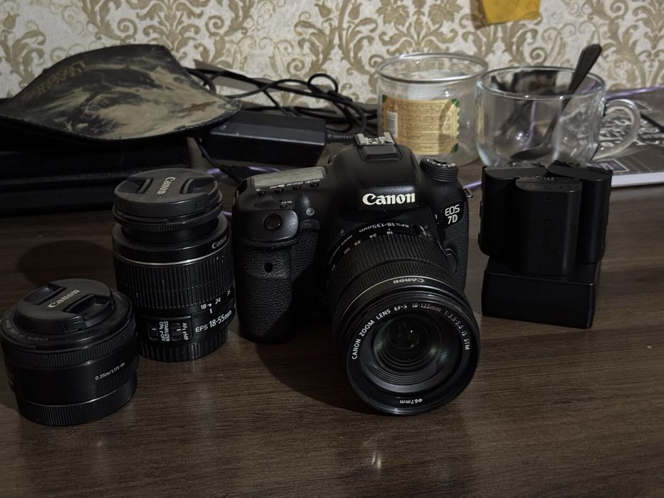 Фотоппарат canon eos 7D mark ii