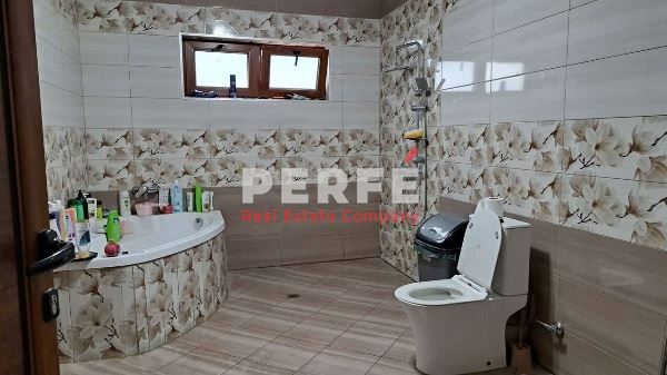 Продава се Къща в Бургас, Меден рудник - зона Б - 206 кв.м за 874 €/кв.м - Снимка #3