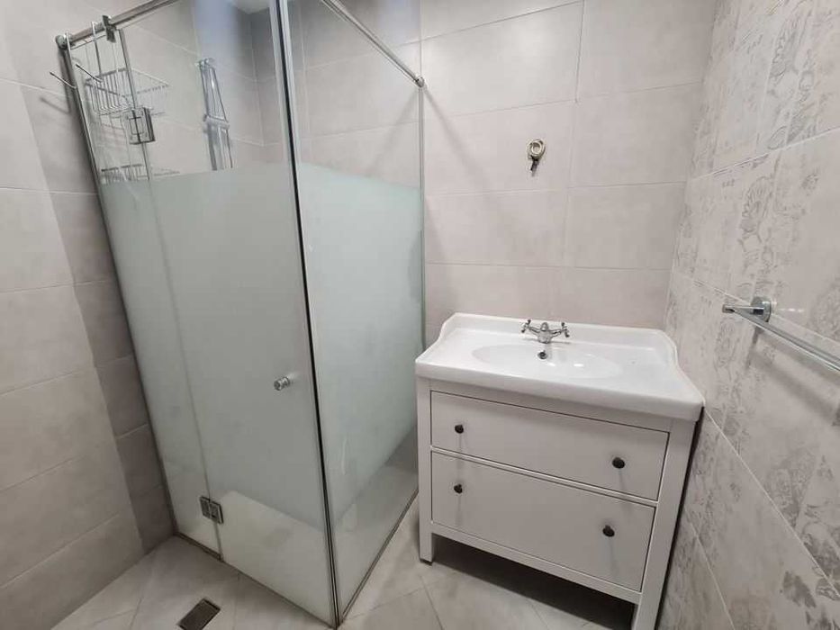 Дава се под наем Двустаен апартамент в Разград, Център - 67 кв.м за 306 € - Снимка #6