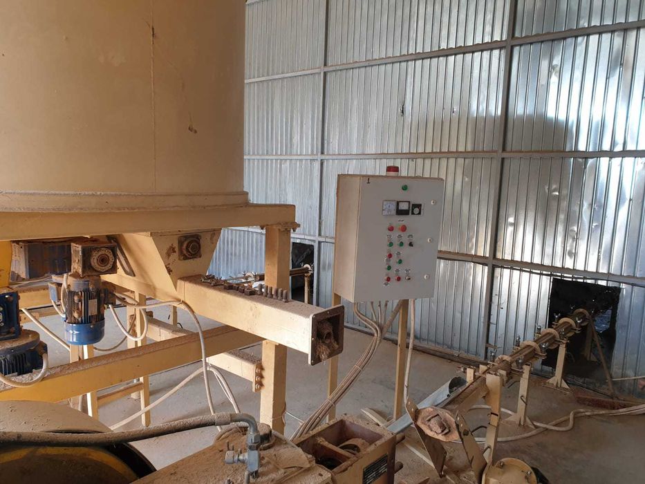 Linie de fabricație brichete din deșeuri  vegetale vand/ schimb cu buldoexcator