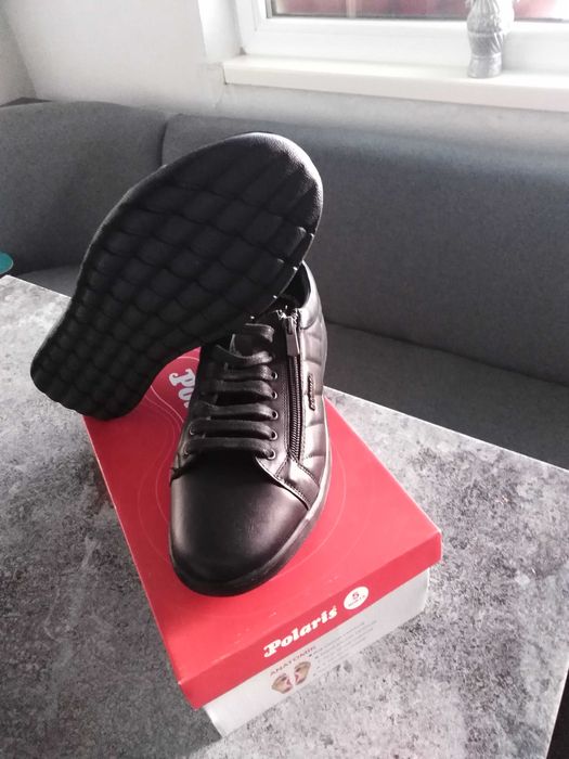 Ортопедични обувки от естествена кожа