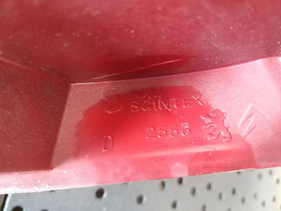 Stop tripla lampa dreapta citroen c3 1 2556d