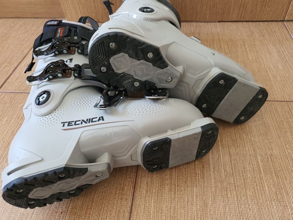 Clapari dama Tecnica Mach1 LV Pro marimea 37