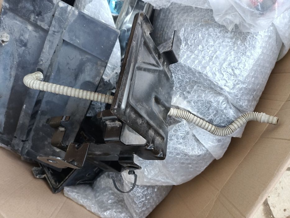 Piese Renault zoe ventilator, conducta clima,  brațe stergatoare