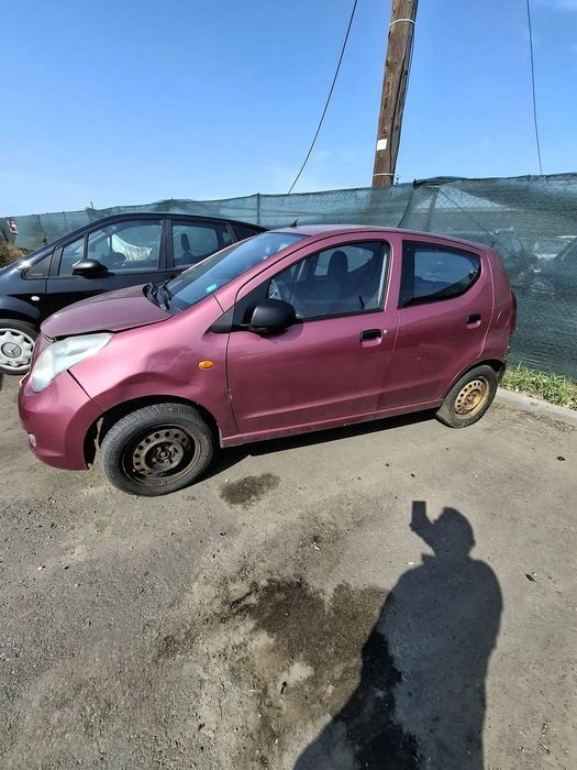 Dezmembrez Suzuki Alto