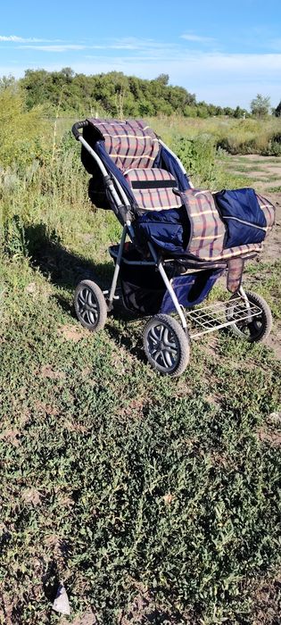 Продам коляску в хорошем состоянии.