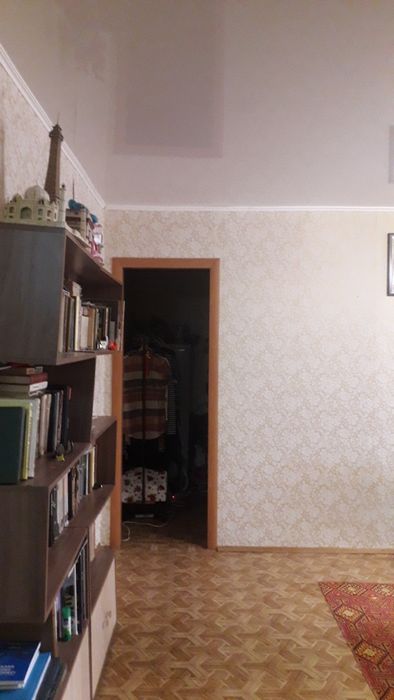 Продам Зх комнатную квартиру
