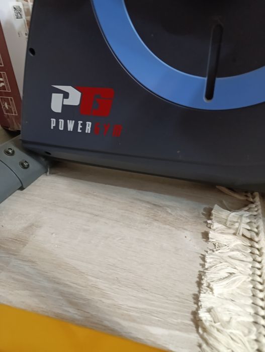 Srochno prodayu vello eliptichskiy noviy