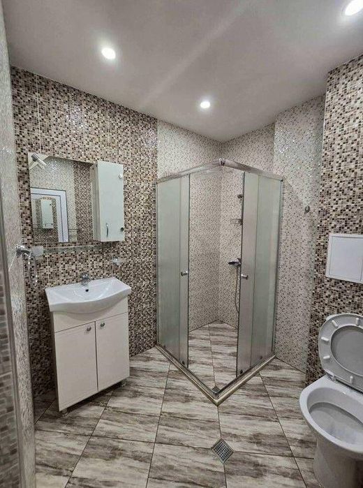 Дава се под наем Двустаен апартамент в София, Студентски град - 50 кв.м за 530 € - Снимка #6