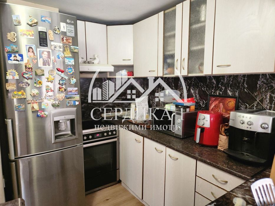 Продава се Тристаен апартамент в София, Център - 101 кв.м за 2575 €/кв.м - Снимка #4