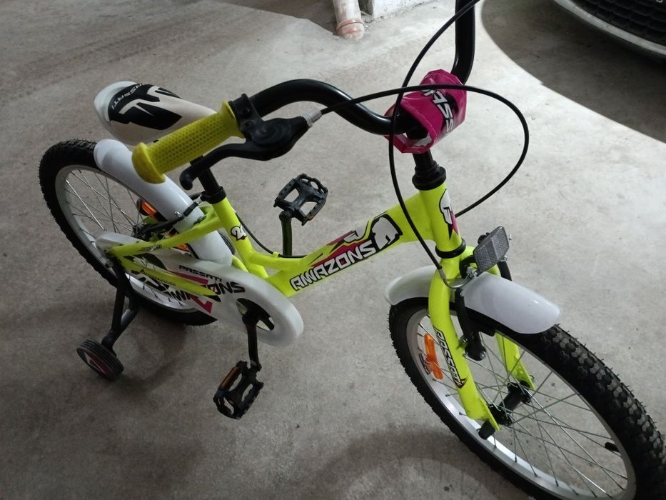 Ново колело за малки деца