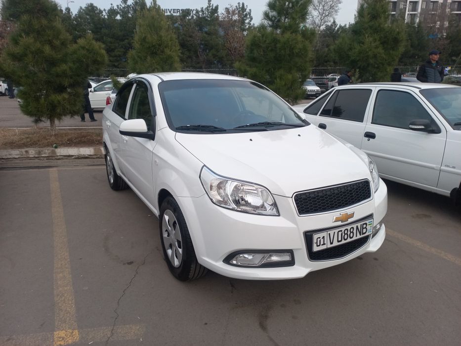 Продаётся Автомобиль марки NEXIA-3