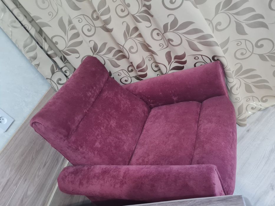 Кресло в гостиную