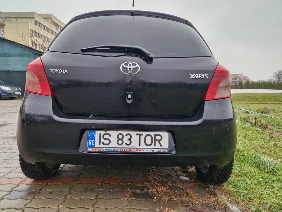 Toyota yaris 1.3 benzina