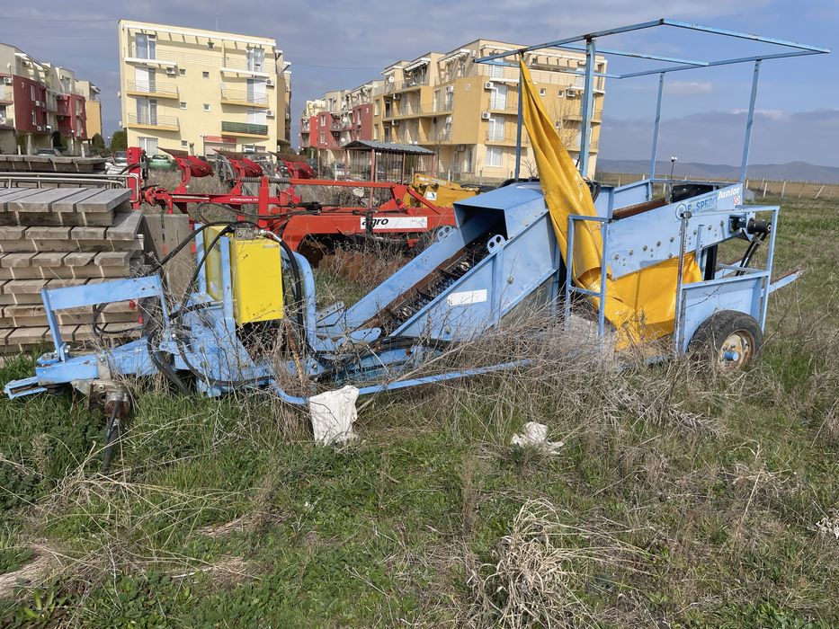 Продавам почти нова дискова брана тежък тип и друга техника