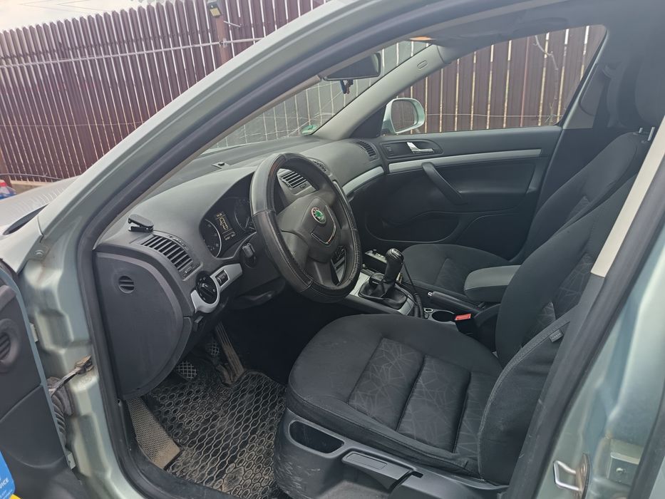 Vând Skoda Octavia 1.4 MPI + GPL