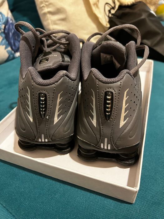 Обувки Nike Shox - нови