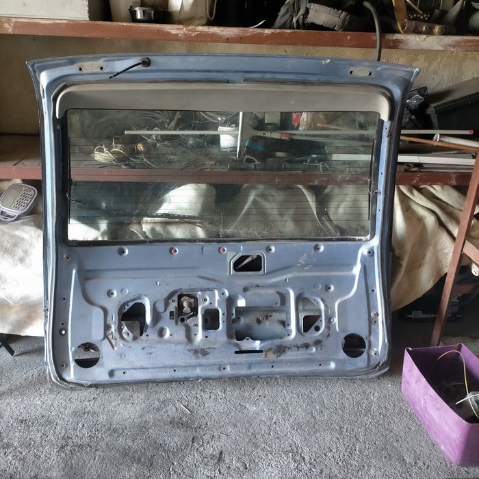 Продам дверь со стеклом