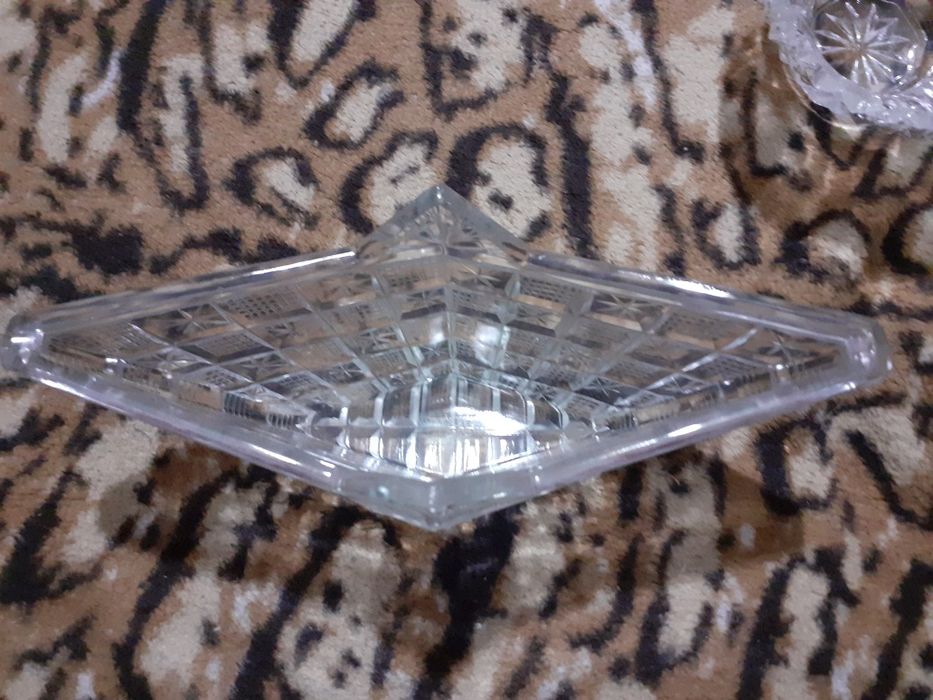 Хрустальные вазочки