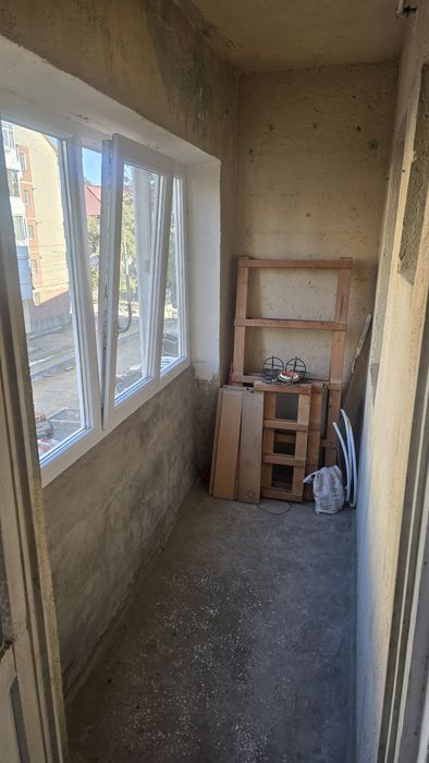 PROPRIETAR | Vând Garsonieră Reșița, Micro 4, Etaj 2 – Zonă în modernizare