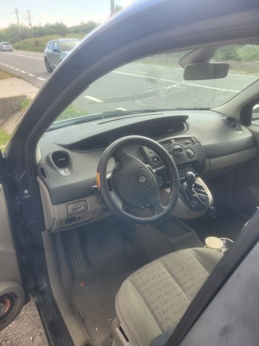RENAULT 4 2005 — imagine 2