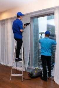 Быстрая и качественная стирка шторы. Работаем со всеми типами тканей.