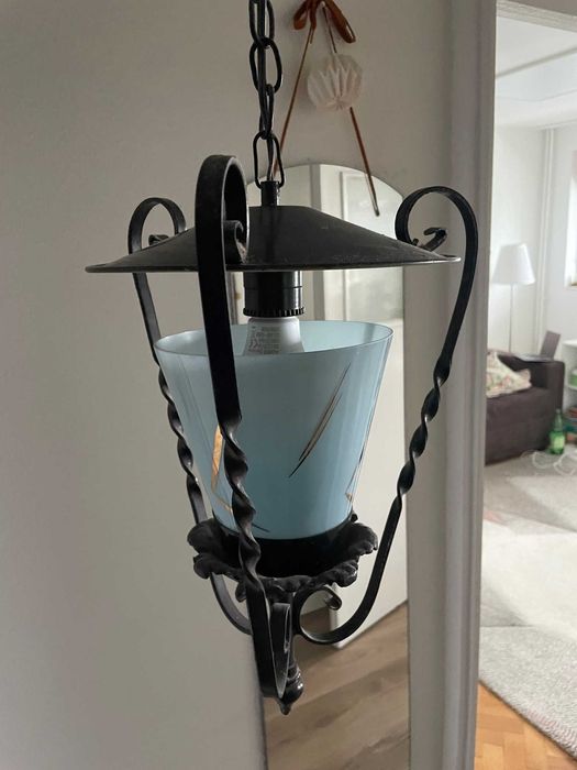 Lustra vintage, practica si usor de montat