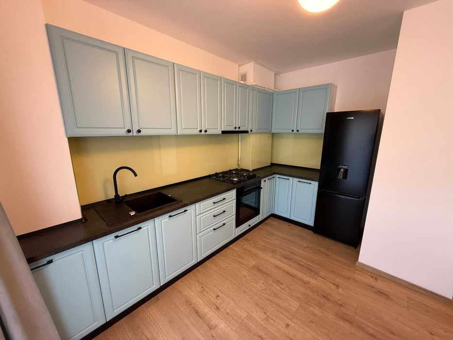 Inchiriere apartament, strada Bucuresti, zona Farmec + Garaj subteran- 690euro