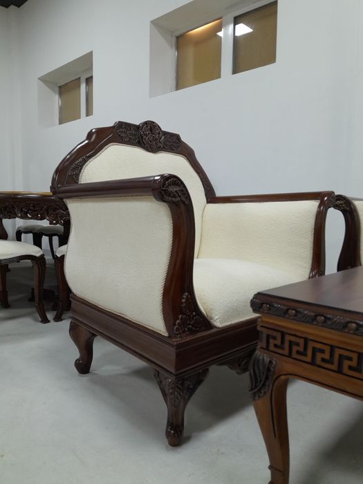 Мягкая мебель. Диван и два кресла