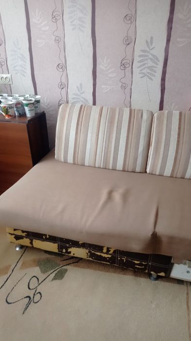 Продам угловой диван