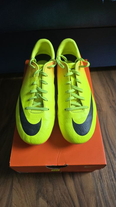 Бутонки Nike Mercurial