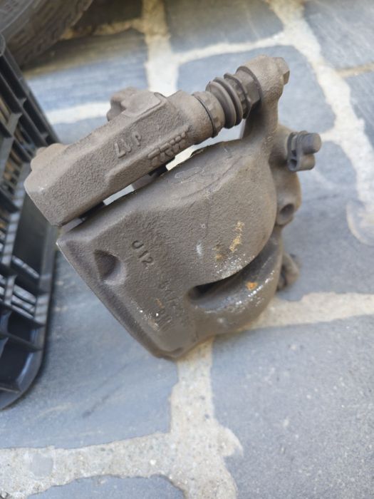 Frâne fata BMW G20 G21 320D