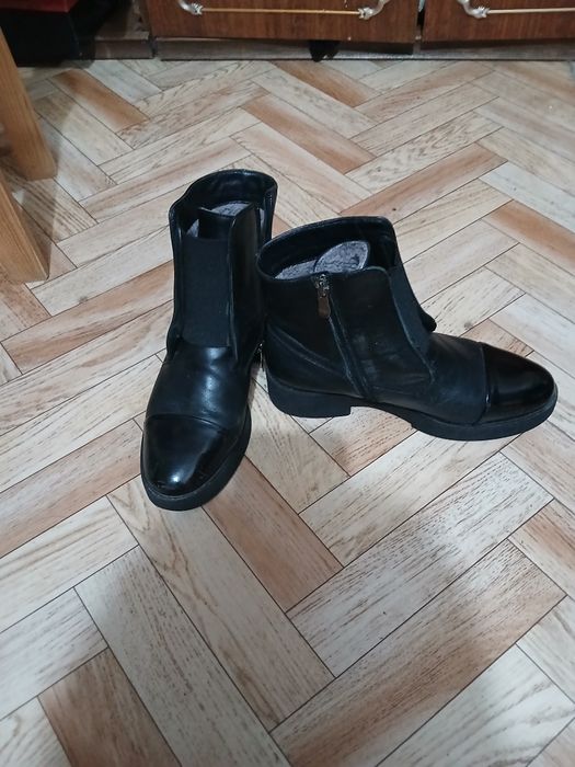 Продам обувь женскую