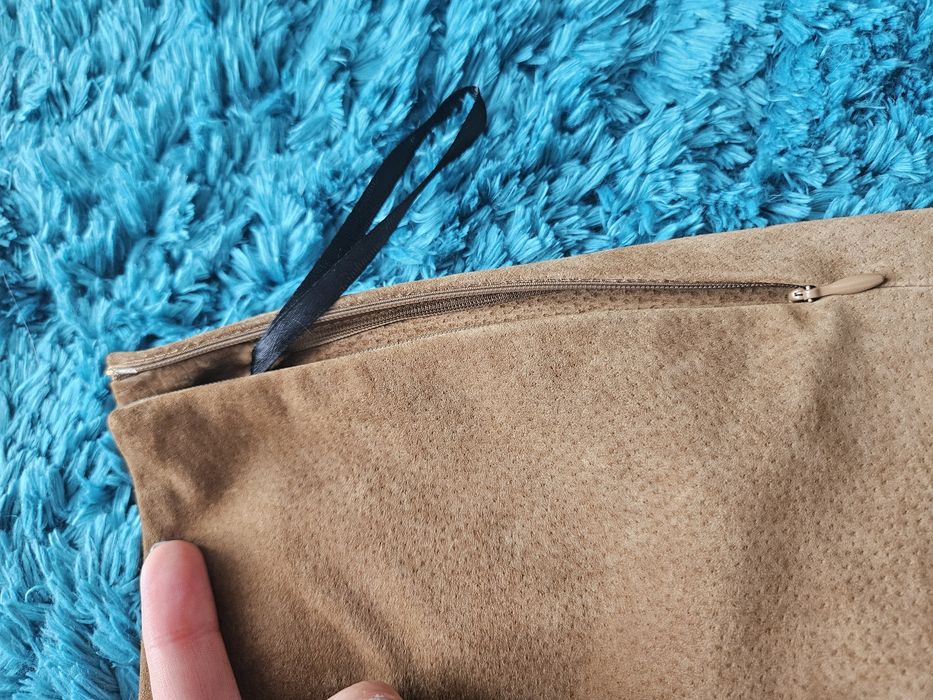 Pantaloni scurti piele naturala intoarsa