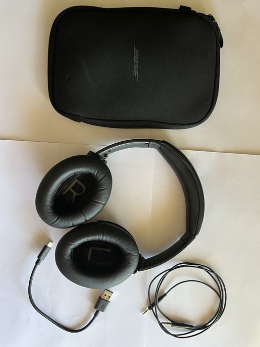 Casti Bose QC 45