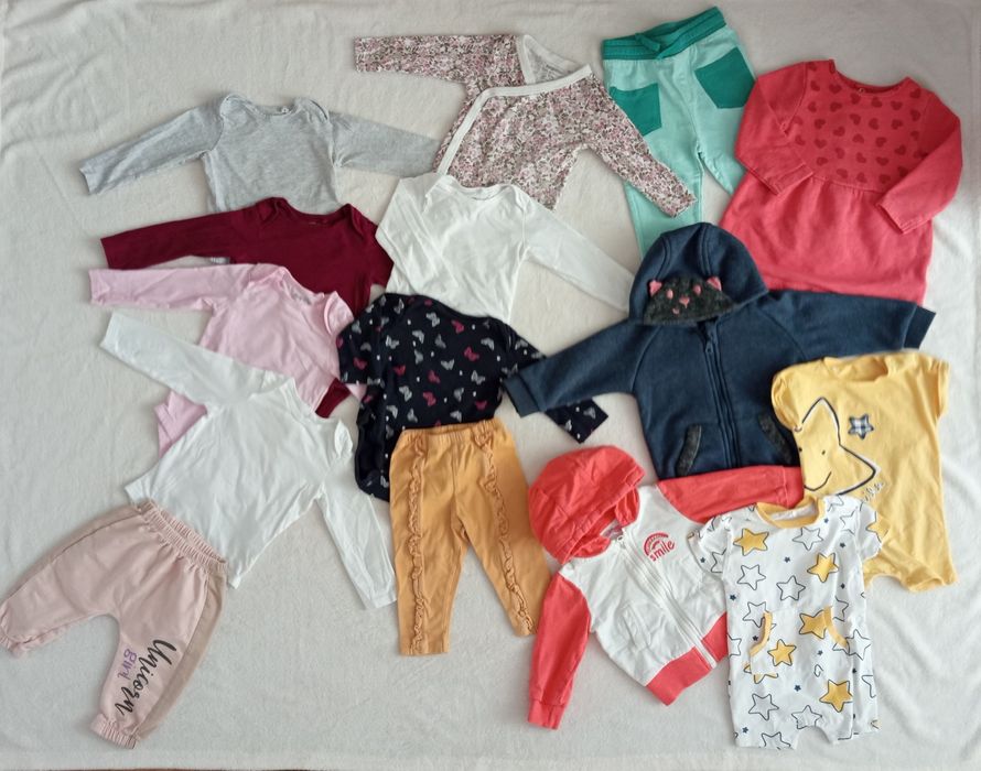 Лот бебешки дрехи 74 размер за момиченце