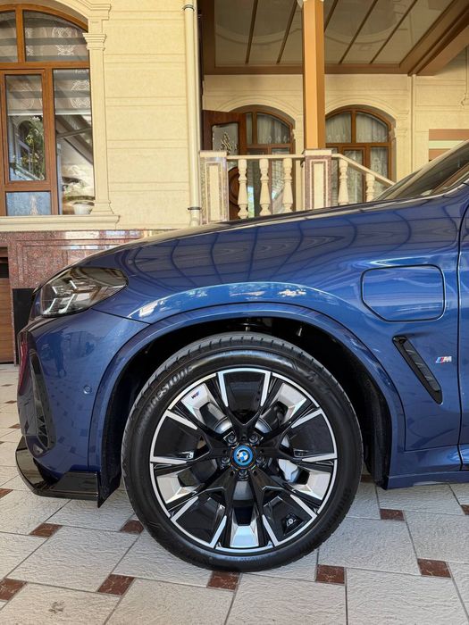 BMW IX3 M paket 2025