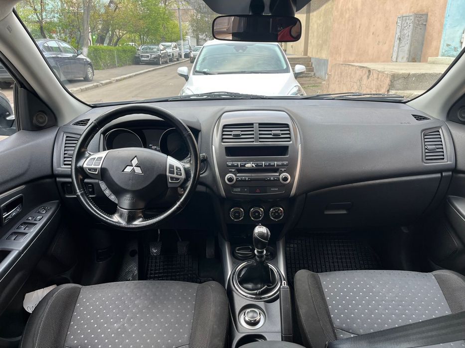MITSUBISHI ASX 2011 — imagine 3