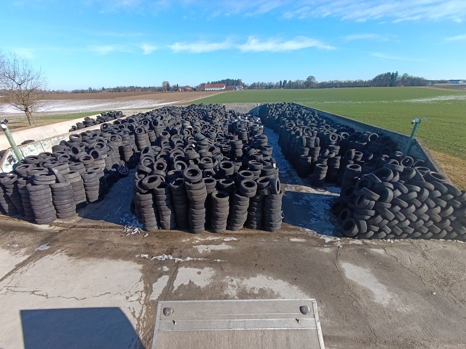 Anvelope (Cauciucuri) in Germania En-gros Perechi