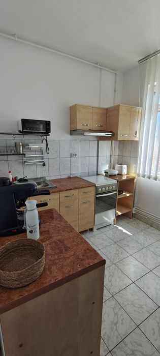 Vanzare garsoniera spațioasă, etaj 1, zona Dedeman