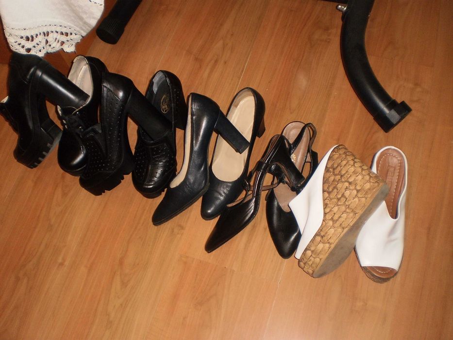 Разпродажба! Пет чифта обувки от естествена кожа!