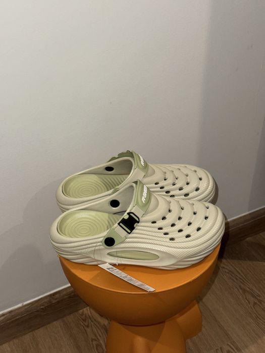 Кроксы оригинальные шлепки сланцы