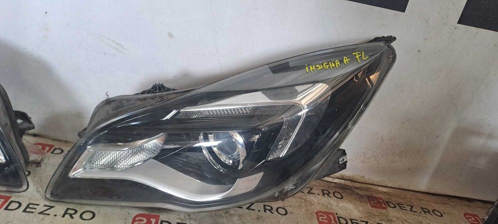 Faruri / Far stanga , far dreapta cu lupa Halogen pentru Opel Insignia A Facelift, 2014 - 2018 / pret per bucata