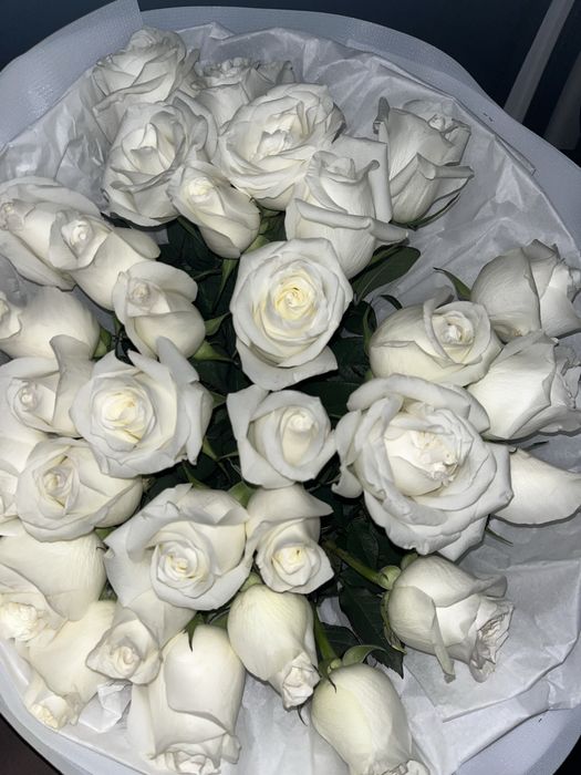 свежие цветы с оформлением