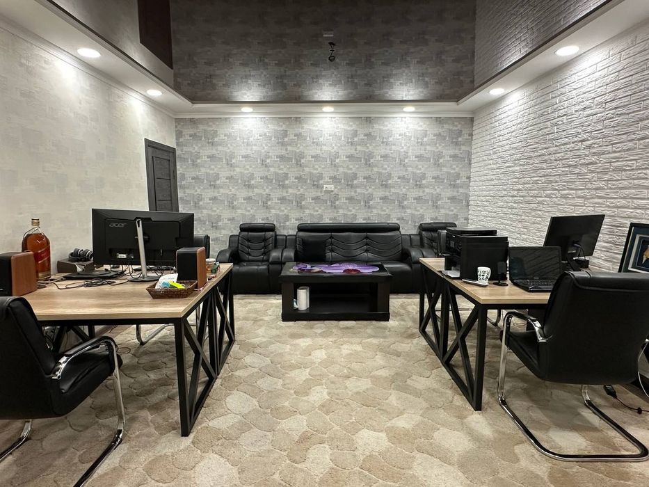 Продаётся офис 45 м² — Центр / Рядом с Ц-1 / старое ТашМИ
