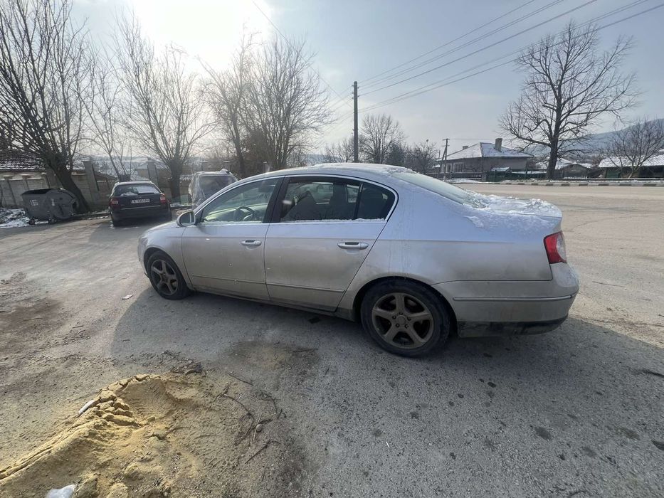 На части!VW Passat 2.0 TDi Automatic 140hp. 16V