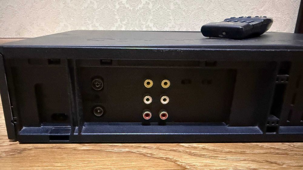 Bидеoмагнитoфoн Panаsоniс NV-НD650  6-Head Hi-Fi GERMAN Stеreо!
