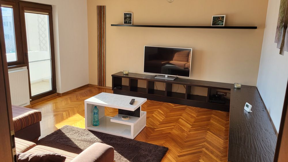 Apartament 3 camere spre inchiriere