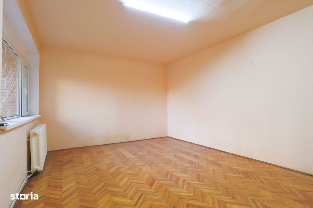 PRET NOU! Apartament decomandat 3 camere - str. Horia - COMISION 0%