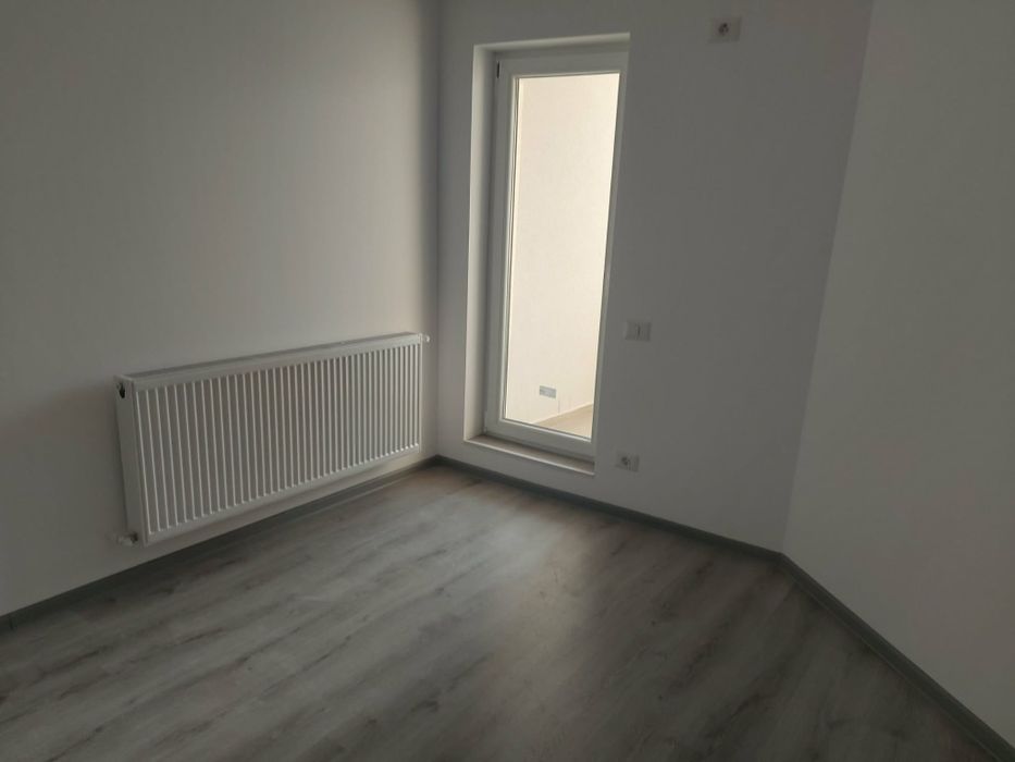 Garsonieră nemobilatå sector 4